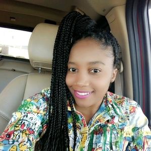 Meet your Posher, Antoinette